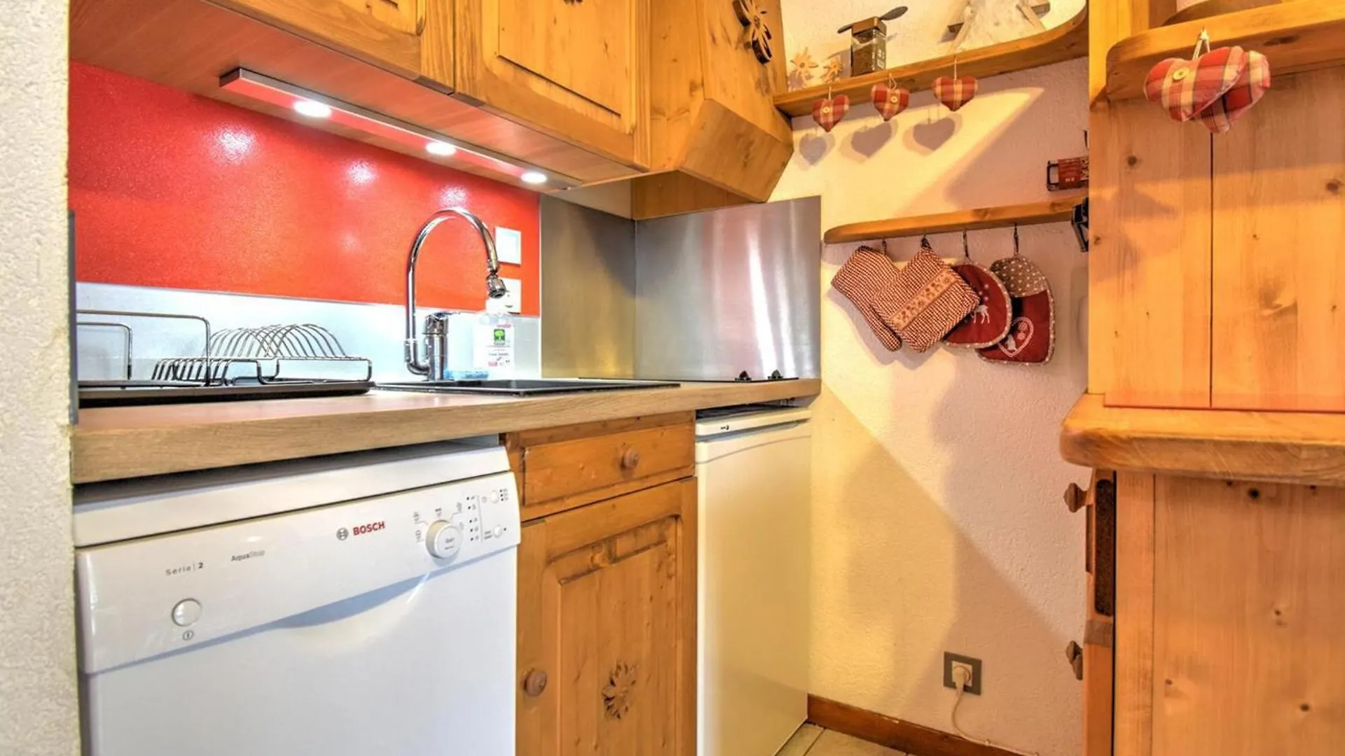 Apartment Morzine : Charmant 2 Pieces Avec Mezzanine, 4-5 Pers., Proche Telecabine, Parking Inclus - Fr-1-524-132